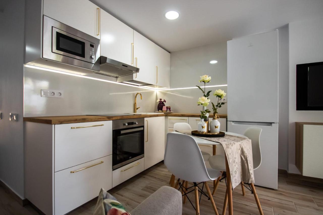Los Elefantes Apartment Сан-Бартоломе Экстерьер фото